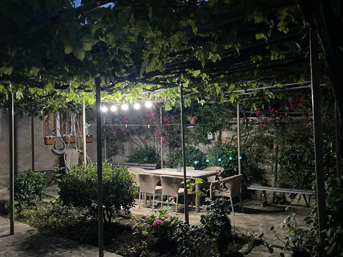 תלאווי Mari Guest House מראה חיצוני תמונה